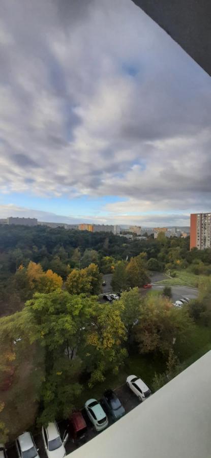 Apartment Kamyk Praag Buitenkant foto