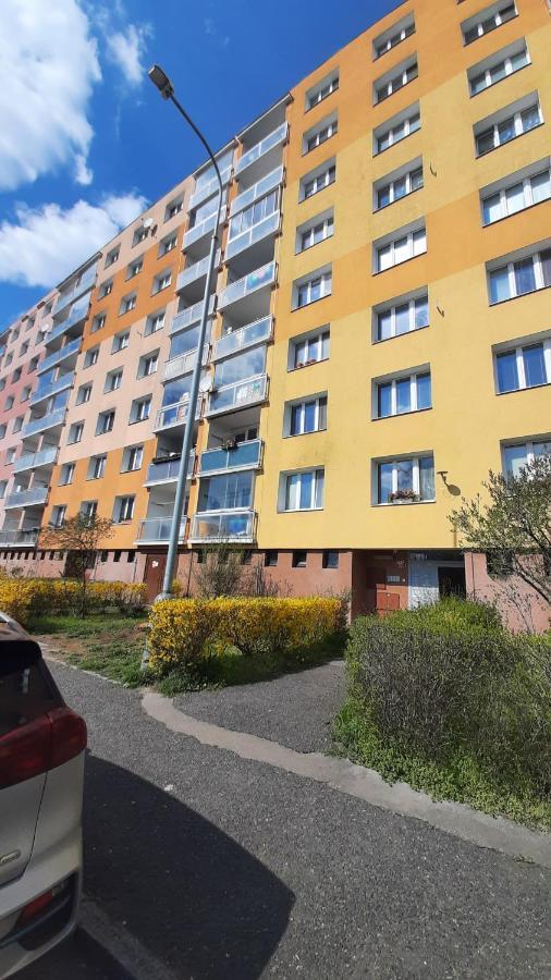Apartment Kamyk Praag Buitenkant foto