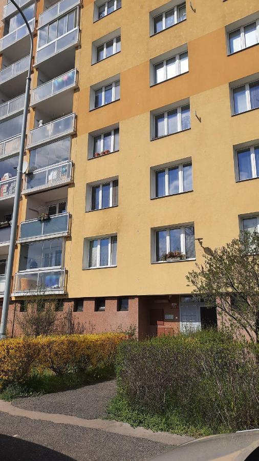 Apartment Kamyk Praag Buitenkant foto