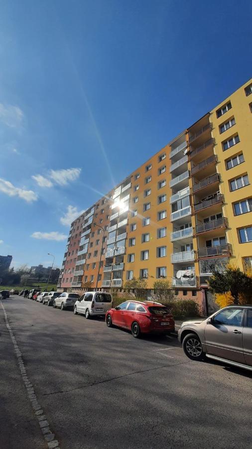 Apartment Kamyk Praag Buitenkant foto