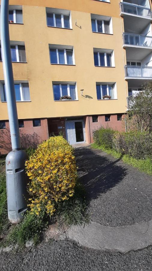 Apartment Kamyk Praag Buitenkant foto